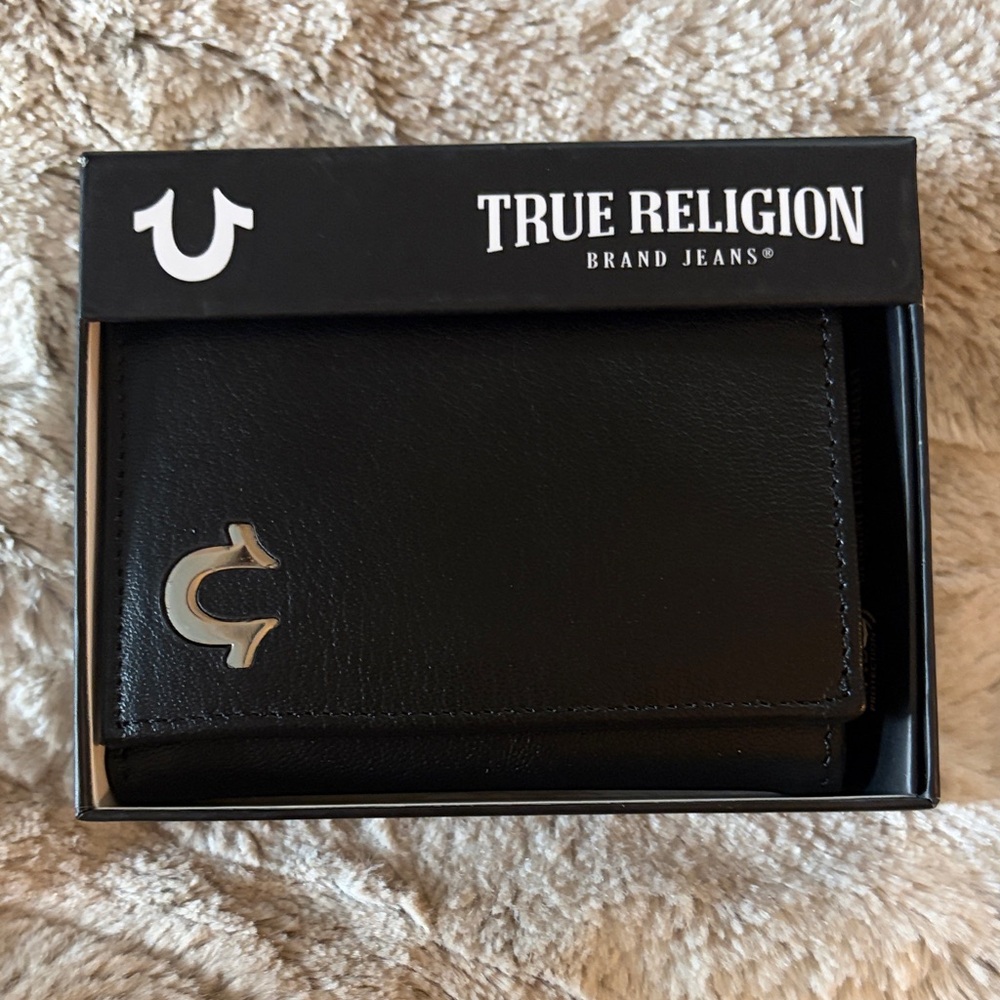 True Religion Black Leather Wallet with Silver Logo